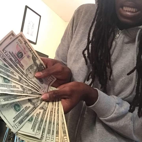 Meet your Posher, Steve - Picture 1 of 1